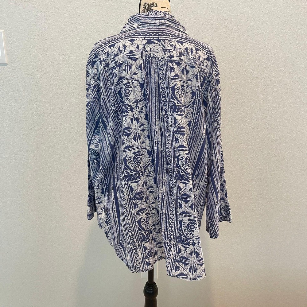 Women's Blue & White Printed Button-Down Shirt - Relaxed Collared Top - Picture 2 of 8